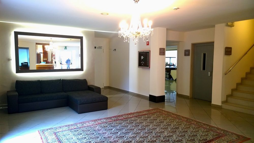Hotel Gambrinus Линяно Сабиадоро Екстериор снимка